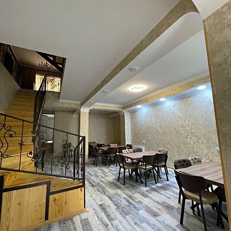 Hotel Shina Kazbegi Extérieur photo